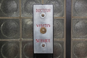 MdV-doorbell.jpg